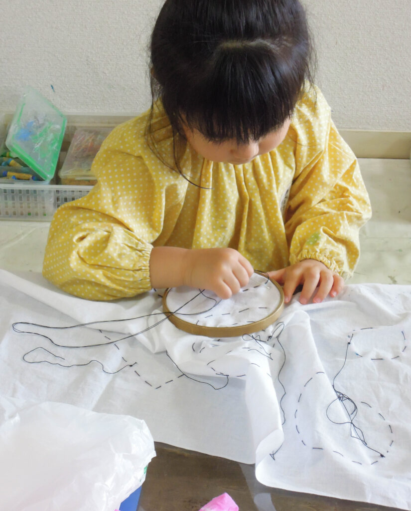 絞り染め　制作風景